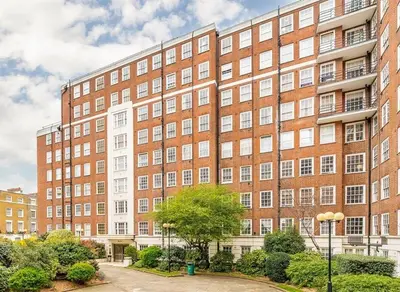 Edgware Road, Connaught Village, W2