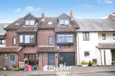Old Dixton Road, Monmouth, NP25