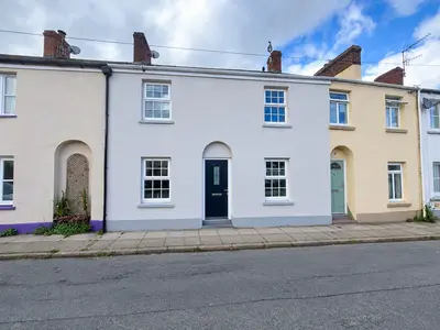 Four Ash Street, Usk, NP15