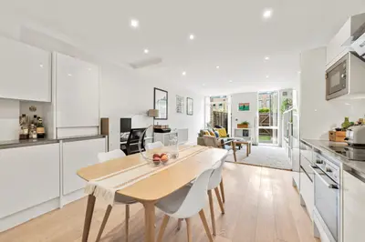 Bushey Road, Wimbledon Chase, SW20