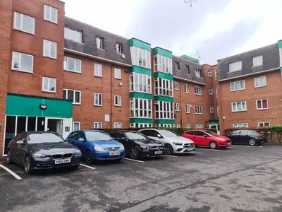 Oxford Place, Fallowfield, M14