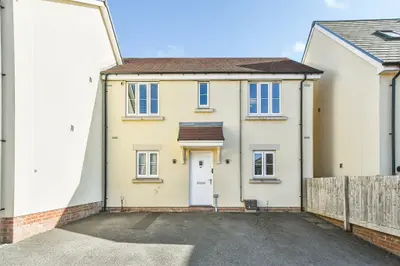 Saddle Way, Andover, SP11
