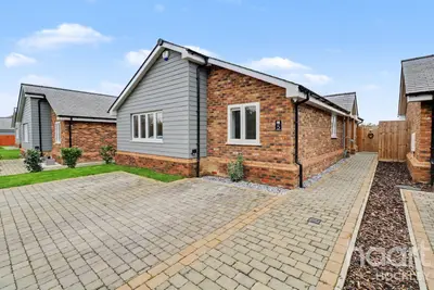 Meadowbrook, Rochford, SS4
