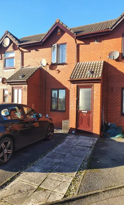 Maes Maddock Swansea, SA4