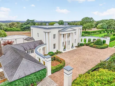 Church Road, High Beech, Loughton, Essex, IG10 4AJ