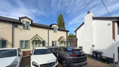 Hogges Close, Hoddesdon, Hertfordshire EN11 8EY