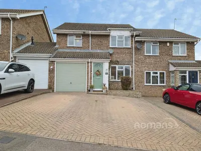 Maltby Way, Lower Earley, RG6