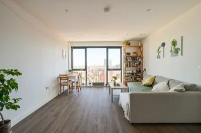 Flat 801 Headwater Point (25% share), 2 Dipper Drive, London