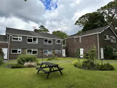 Wellington Road Timperley, Altrincham WA15 7RH
