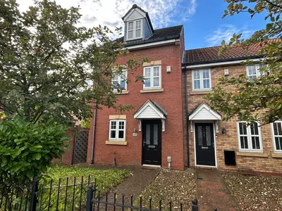 Pools Brook Park, Kingswood, HU7