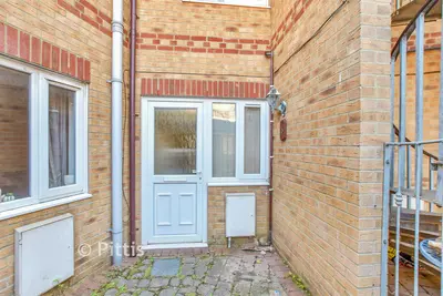 St. John's Road, Sandown, PO36