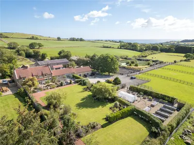 Island Farm Cottage, Staintondale, YO13