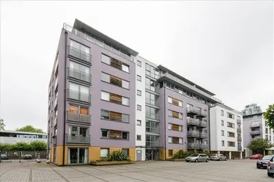 Smart One Bedroom Flat For Sale Deal...