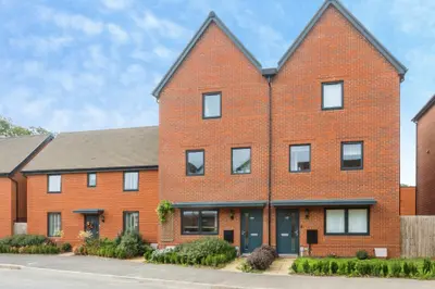 Whiteley Way, Curbridge, SO30