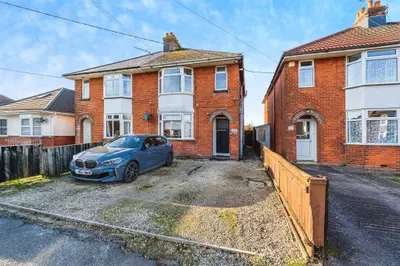 Stannington Crescent, Totton, SOUTHAMPTON