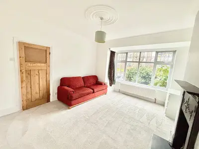 Lambourne Road, Leytonstone, E11
