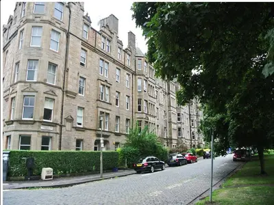 Warrender Park Terrace, Edinburgh, EH9