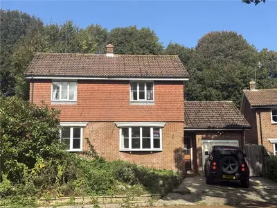 Northcourt Close, Newport, PO30