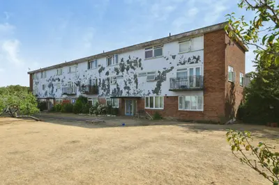 Amberry Court, HARLOW