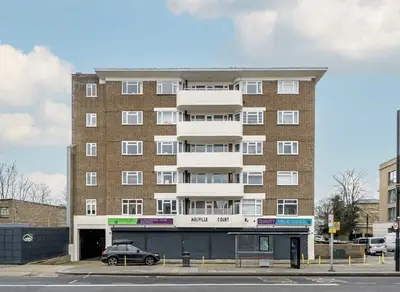 Goldhawk Road, Shepherds Bush, W12