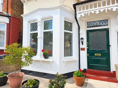 Osborne Road, Palmers Green, N13