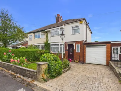 Crossefield Road, Cheadle Hulme, SK8