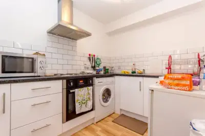 Scott Lidgett Crescent, London, SE16