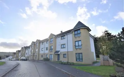 Cedar Court, Auchterarder, PH3