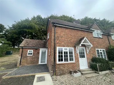 Overton, Basingstoke, RG25