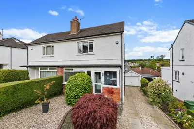 22 Campsie Drive, Milngavie, G62 6BW