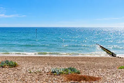 Sea Road, Rustington, BN16