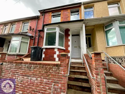Alma Street, Abertillery