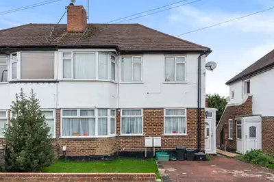 Barnesdale Crescent, Poverest, BR5