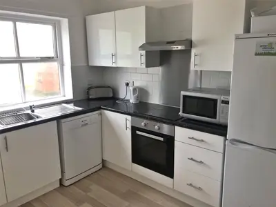 Victoria Road, Fallowfield, M14