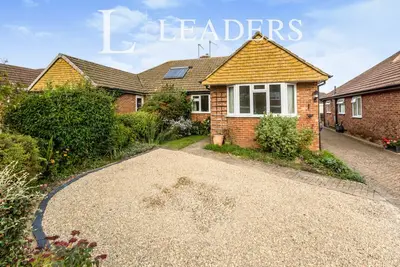 Queenhythe Road, Jacob's Well, GU4