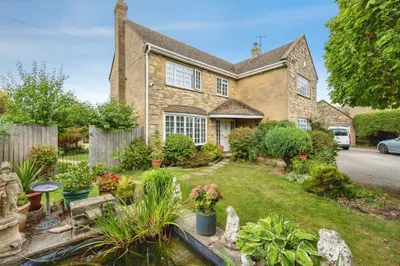 Snarlton Lane, Melksham, SN12