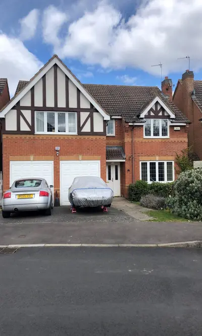 BRUDENELL CLOSE, CAWSTON, RUGBY CV22 7GN