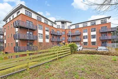 Wallis Square, Farnborough, GU14