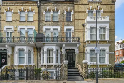 Raised Ground Floor, 6 Glazbury Road, London