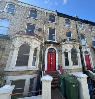 Grosvenor Crescent, Scarborough, YO11