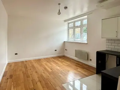 Windmill Place, Southall, UB2