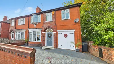 Sandbeck Road, Bennetthorpe, DN4