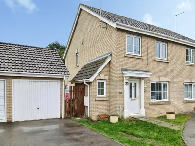 Willowherb Close, March