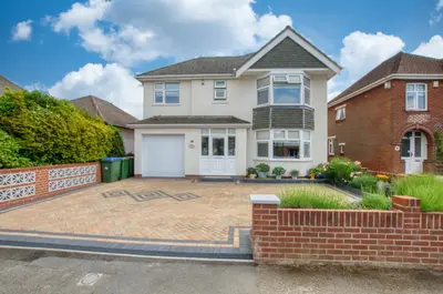 Wynter Road, Bitterne, Southampton, SO18 6NY