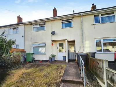 Cedar Road, Nuneaton, Warwickshire, CV10