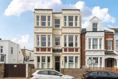 Chelverton Road, London, SW15