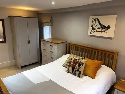 Paddock Road, Caversham, RG4