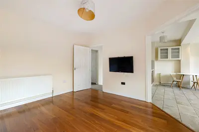 Summer Road, Thames Ditton, KT7
