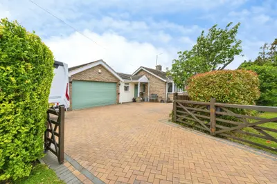 Box End Road, Kempston, Bedford