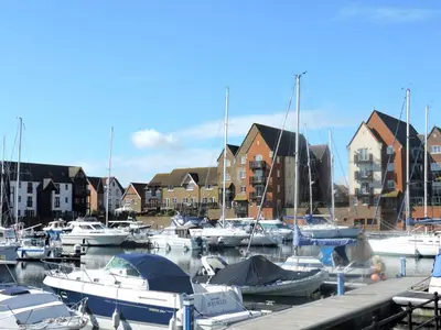 Canary Quay, Sovereign Harbour South, BN23